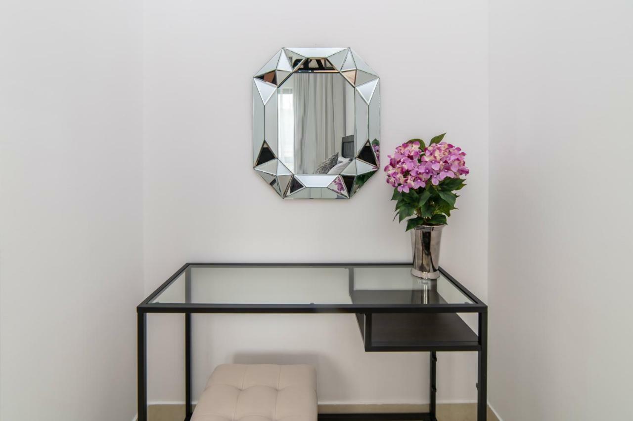 Bnbmehomes Elegant Escape Downtown Opp To Burj - 504 Dubai Luaran gambar